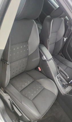 Volvo V70 cena 12999 przebieg: 249000, rok produkcji 2005 z Wieruszów małe 667